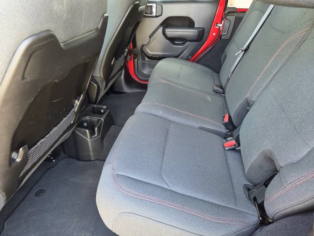 Used 2025 Jeep Wrangler Unlimited Rubicon AWD/4WD image 23
