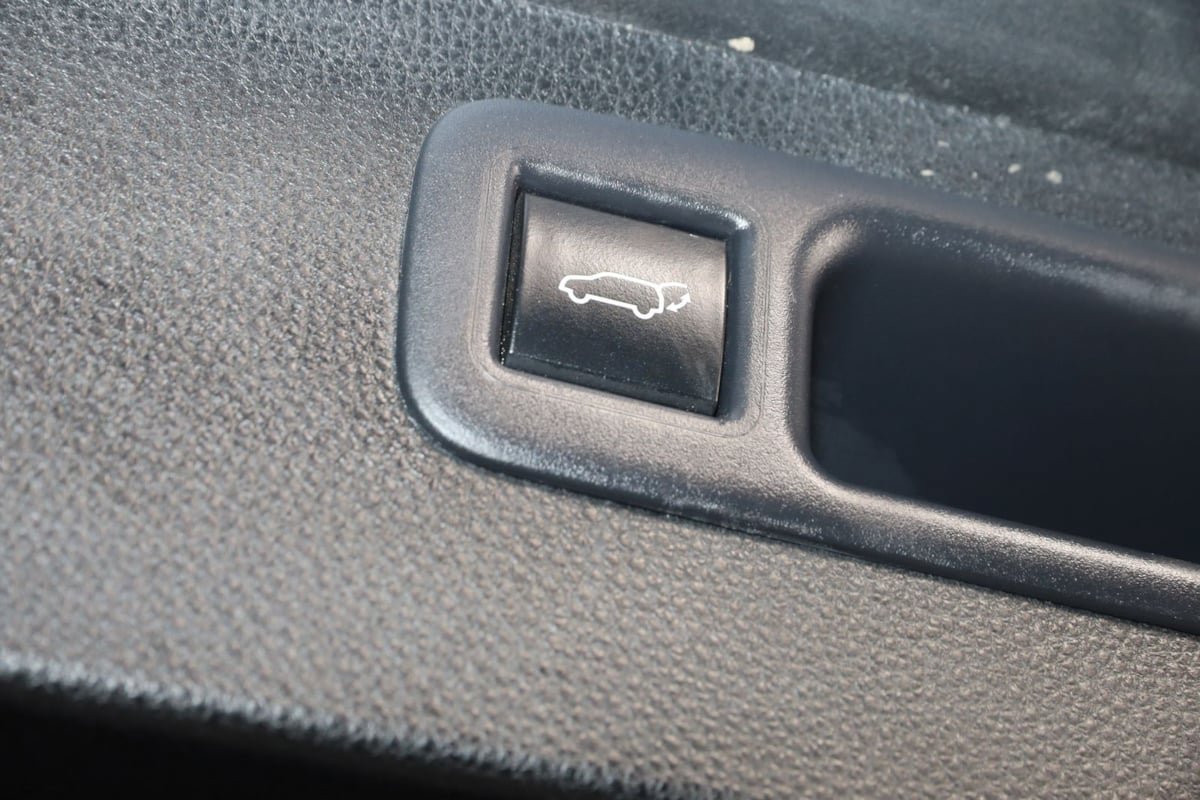 Used 2022 Toyota Highlander XLE FWD image 49