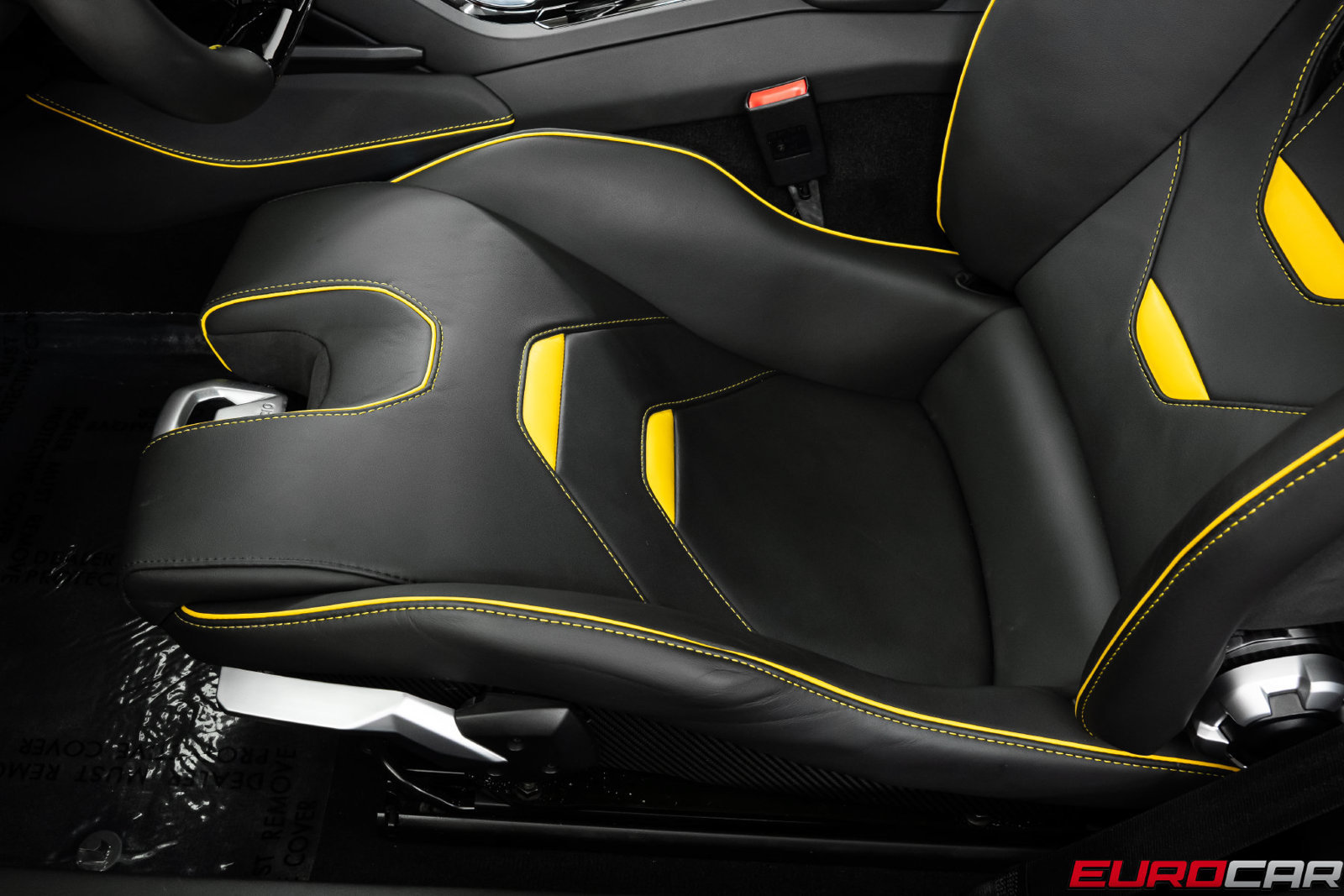 Used 2021 Lamborghini Huracan EVO RWD image 44
