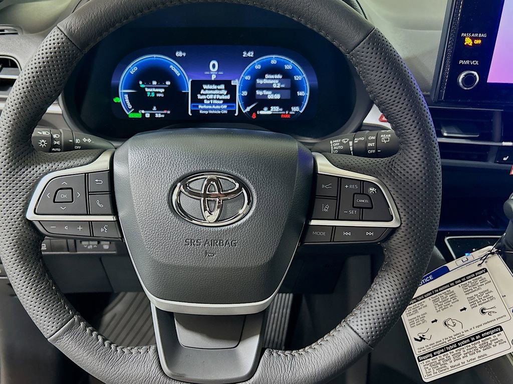 New 2026 Toyota Sienna Platinum AWD/4WD image 11