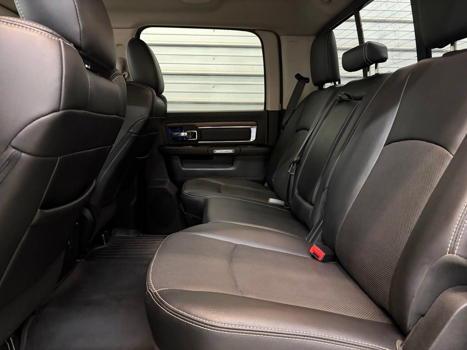 Used 2017 RAM 3500 Laramie AWD/4WD image 25
