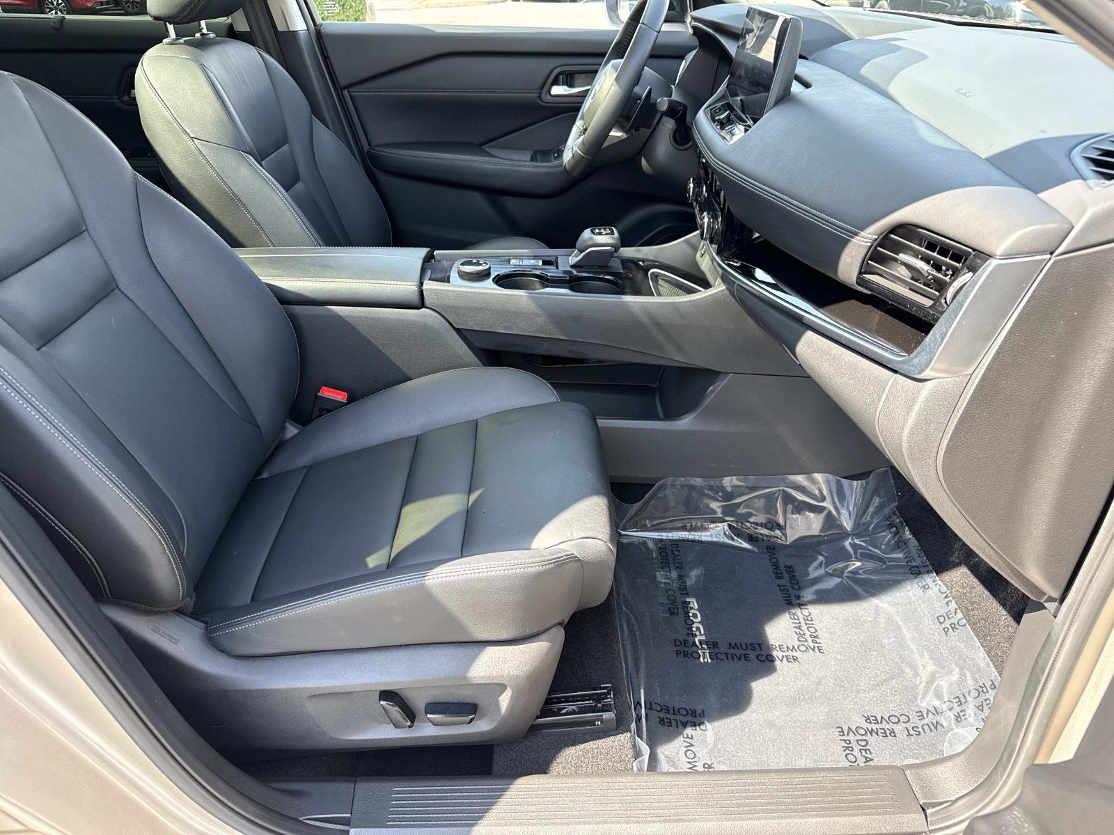 Used 2024 Nissan Rogue SL w/ SL Premium Package AWD/4WD image 25