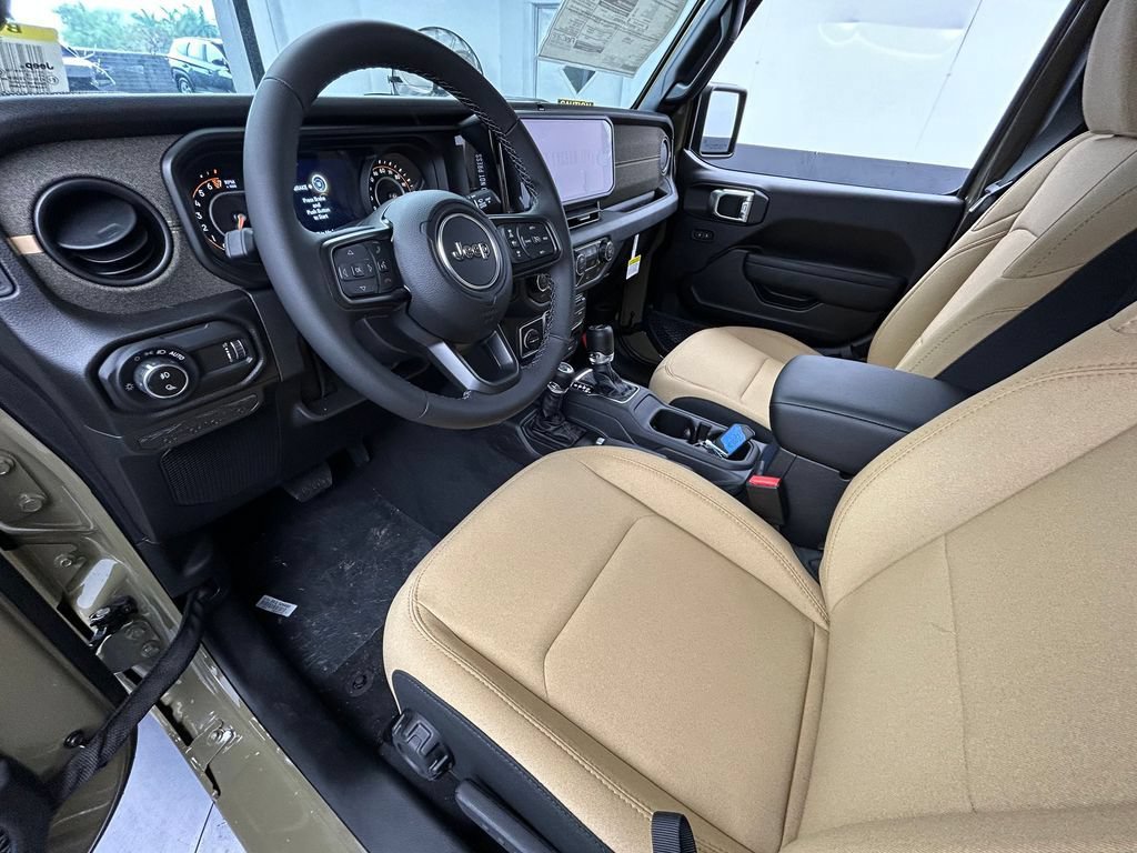 New 2026 Jeep Gladiator Willys AWD/4WD image 13