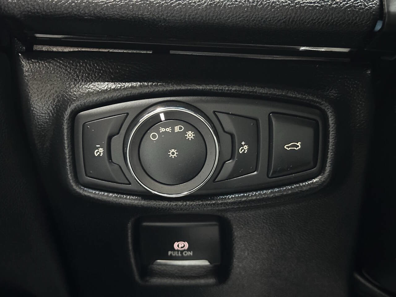 Used 2017 Lincoln MKZ Reserve w/ Technology Package image 25