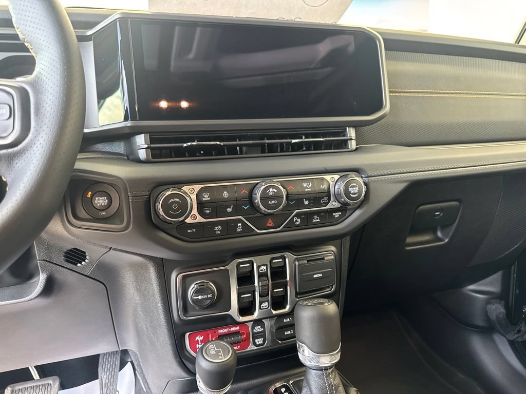 New 2025 Jeep Wrangler Unlimited Rubicon 392 AWD/4WD image 15