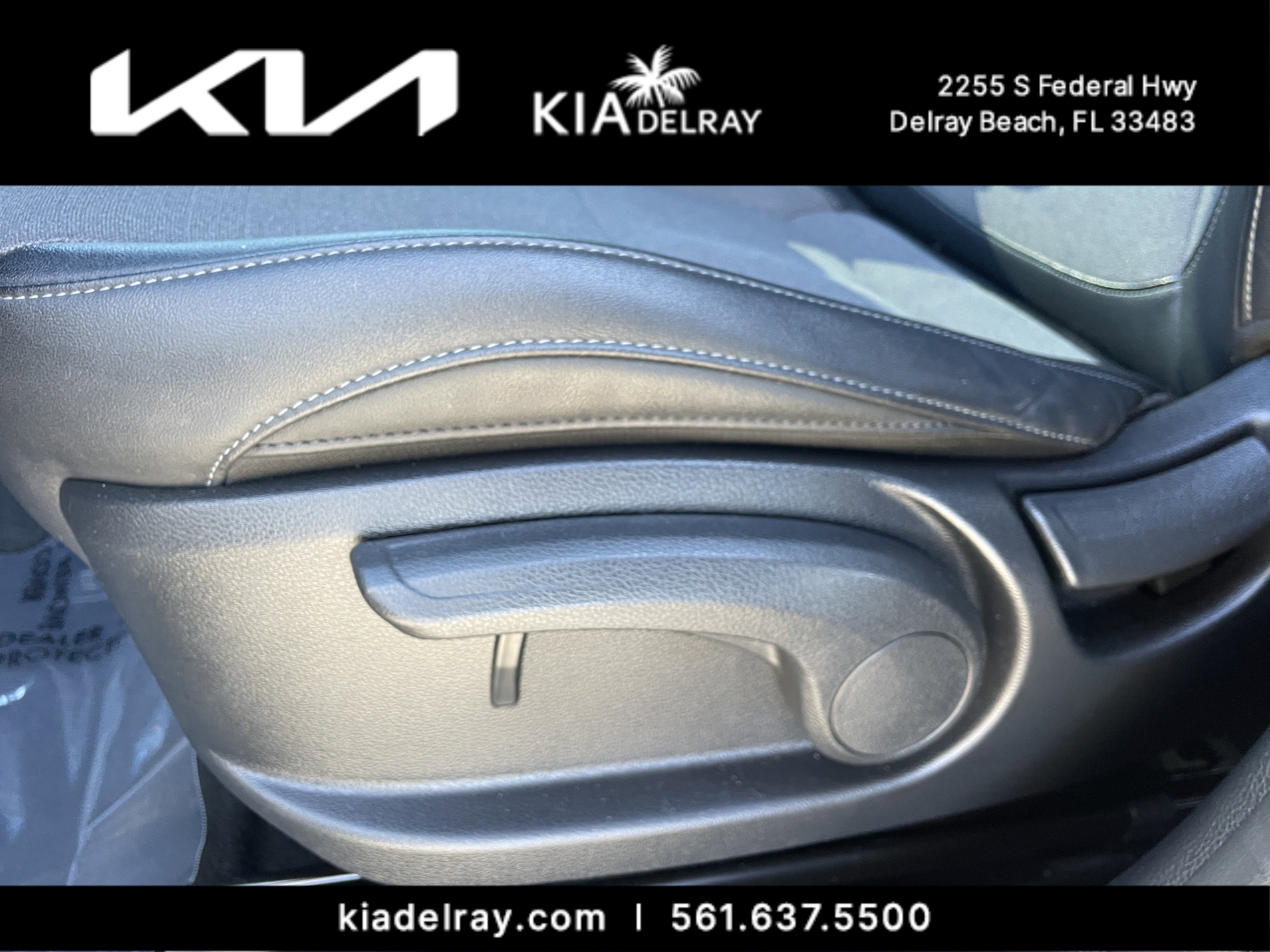 Used 2023 Kia Seltos S w/ Navigation Package image 17