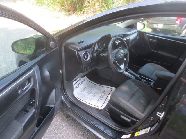 Used 2019 Toyota Corolla LE FWD image 7