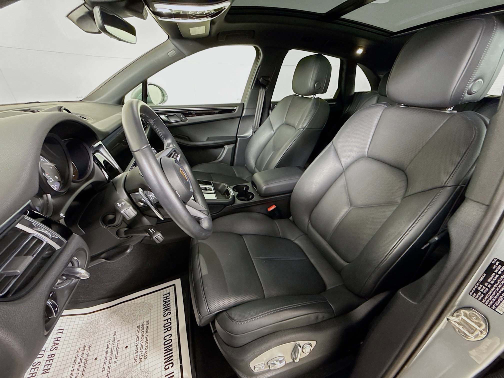 Used 2023 Porsche Macan S image 5