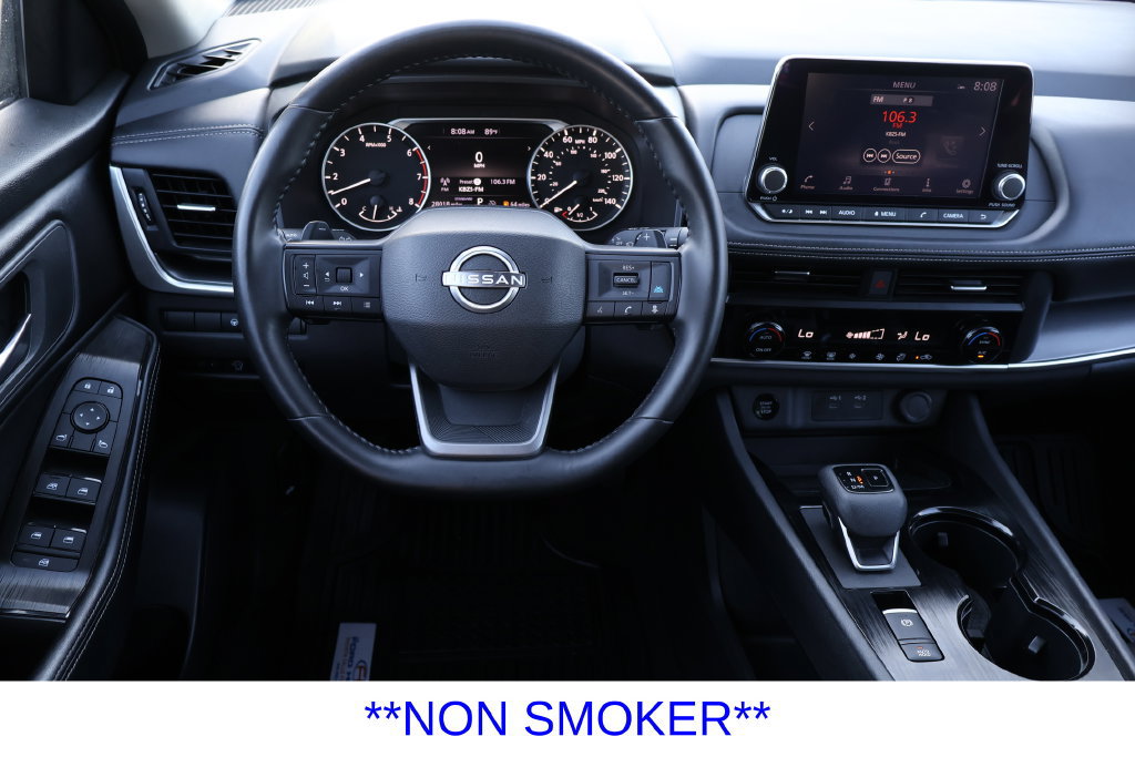 Used 2025 Nissan Rogue SV FWD image 4