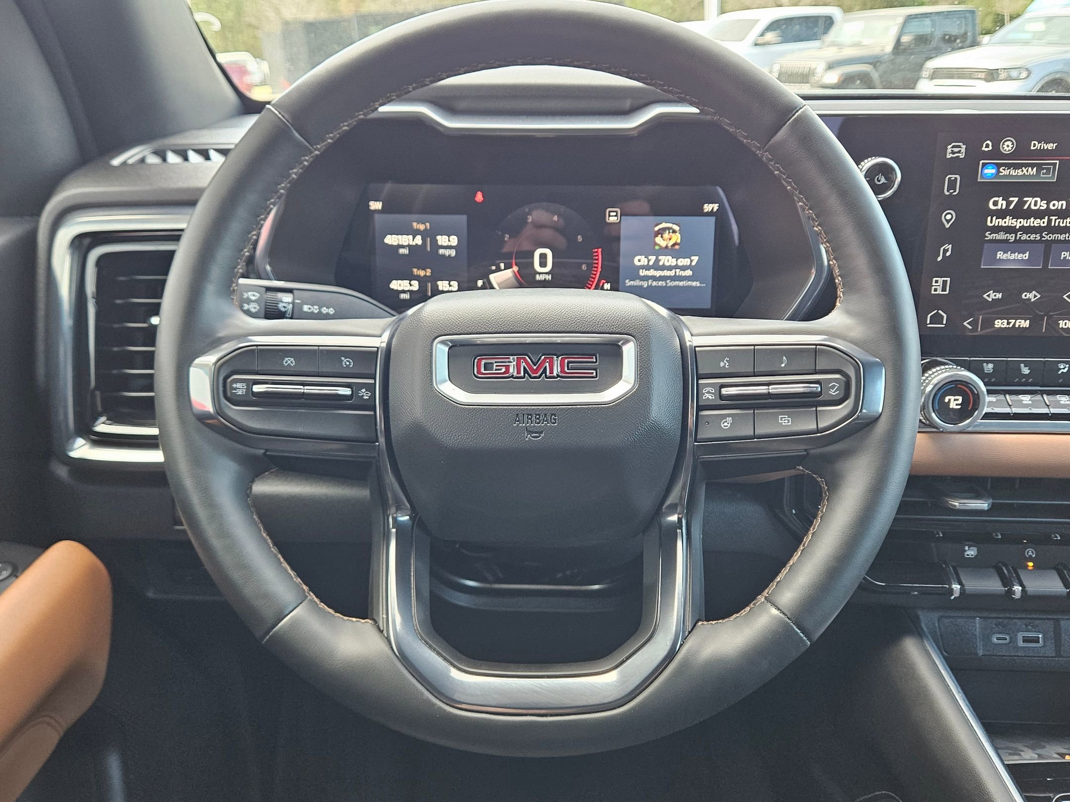 Used 2024 GMC Canyon AT4 w/ AT4 Premium Package image 15