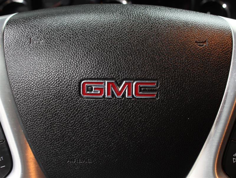 Used 2015 GMC Acadia SLT image 12