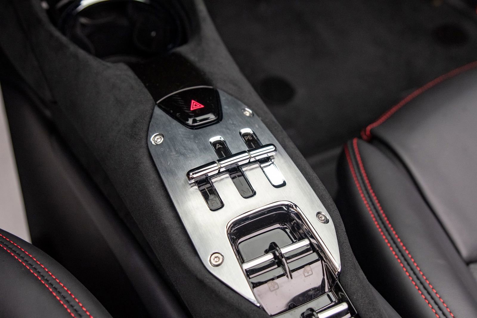 Used 2025 Ferrari 296 GTS RWD image 29