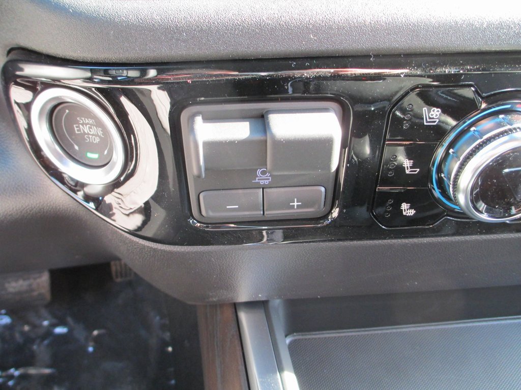 New 2026 GMC Sierra 1500 SLT w/ SLT Premium Plus Package image 17