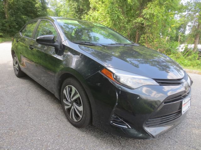 Used 2019 Toyota Corolla LE FWD image 2