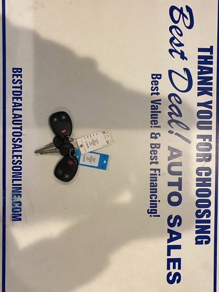 Used 2011 Chevrolet Express 1500 image 19