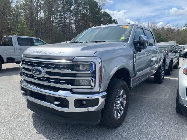 Used 2024 Ford F350 Lariat w/ Lariat Ultimate Package image 4