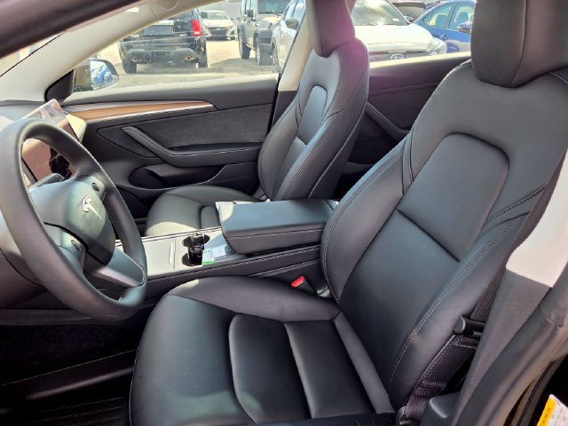 Used 2023 Tesla Model 3 Standard Range RWD image 19
