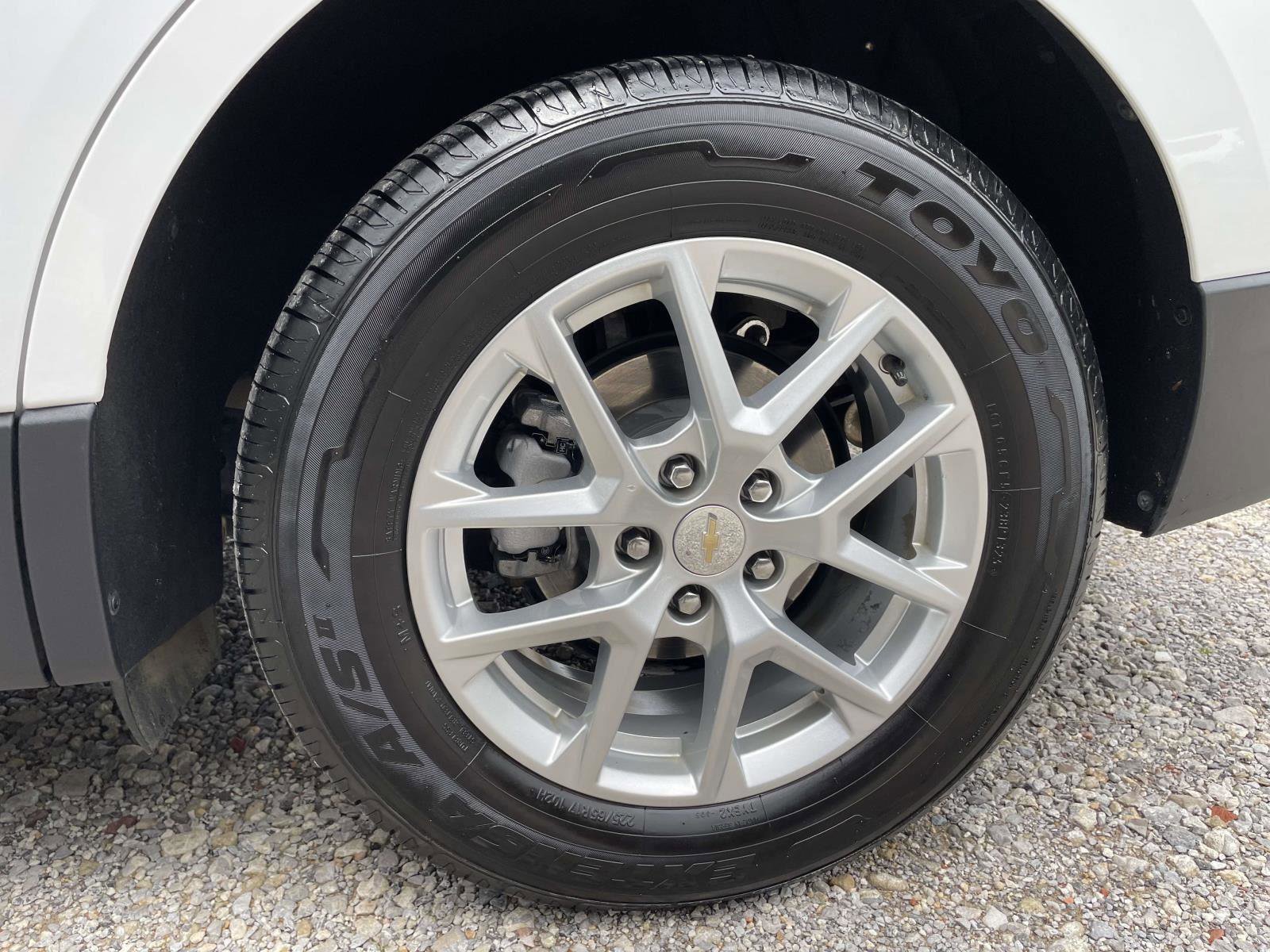 Used 2024 Chevrolet Equinox LT w/ Driver Convenience Package image 29