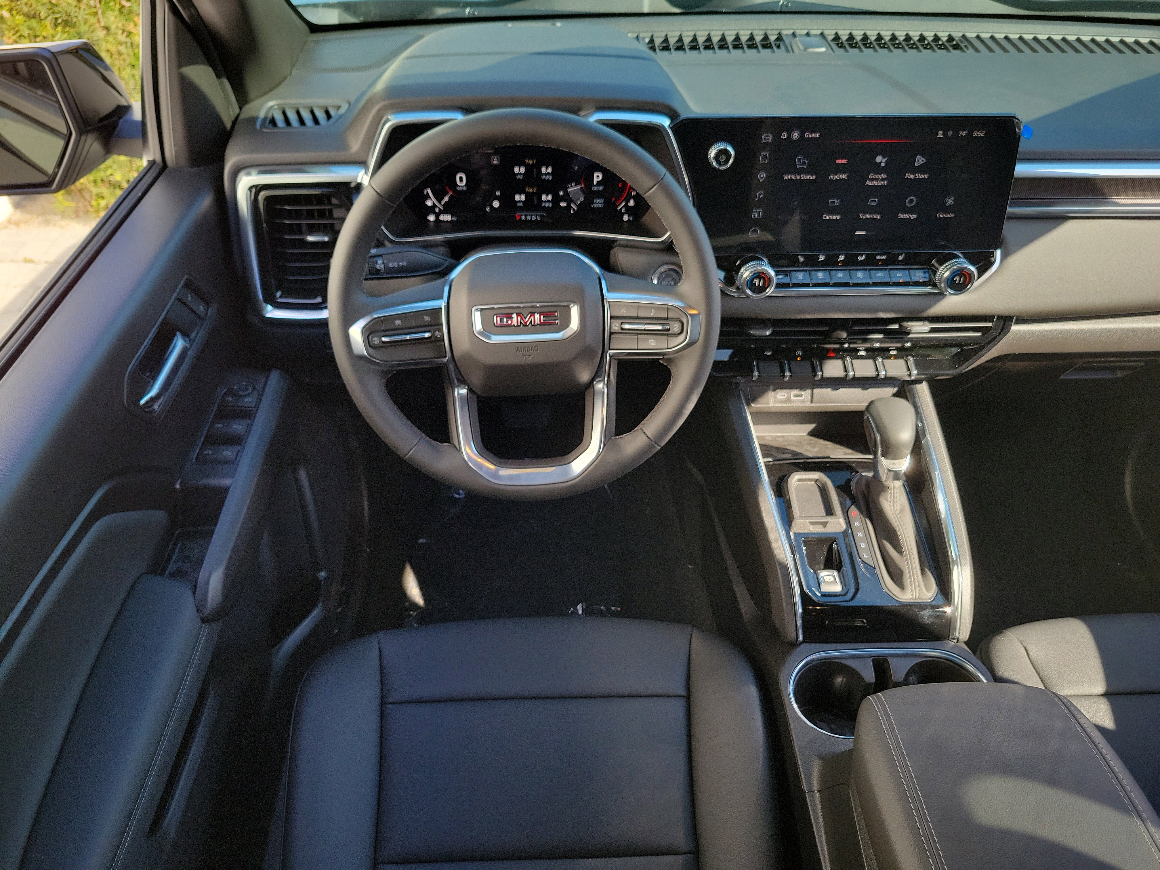 New 2026 GMC Canyon Elevation w/ Convenience Package image 14