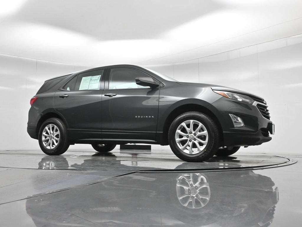 Used 2019 Chevrolet Equinox LS AWD/4WD image 47