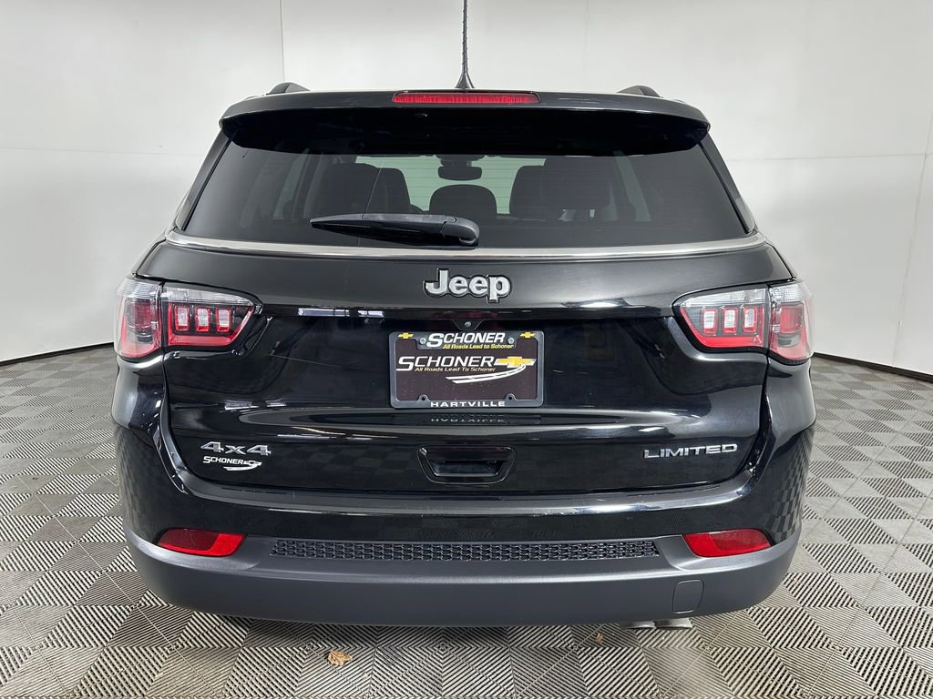 Used 2022 Jeep Compass Limited image 4