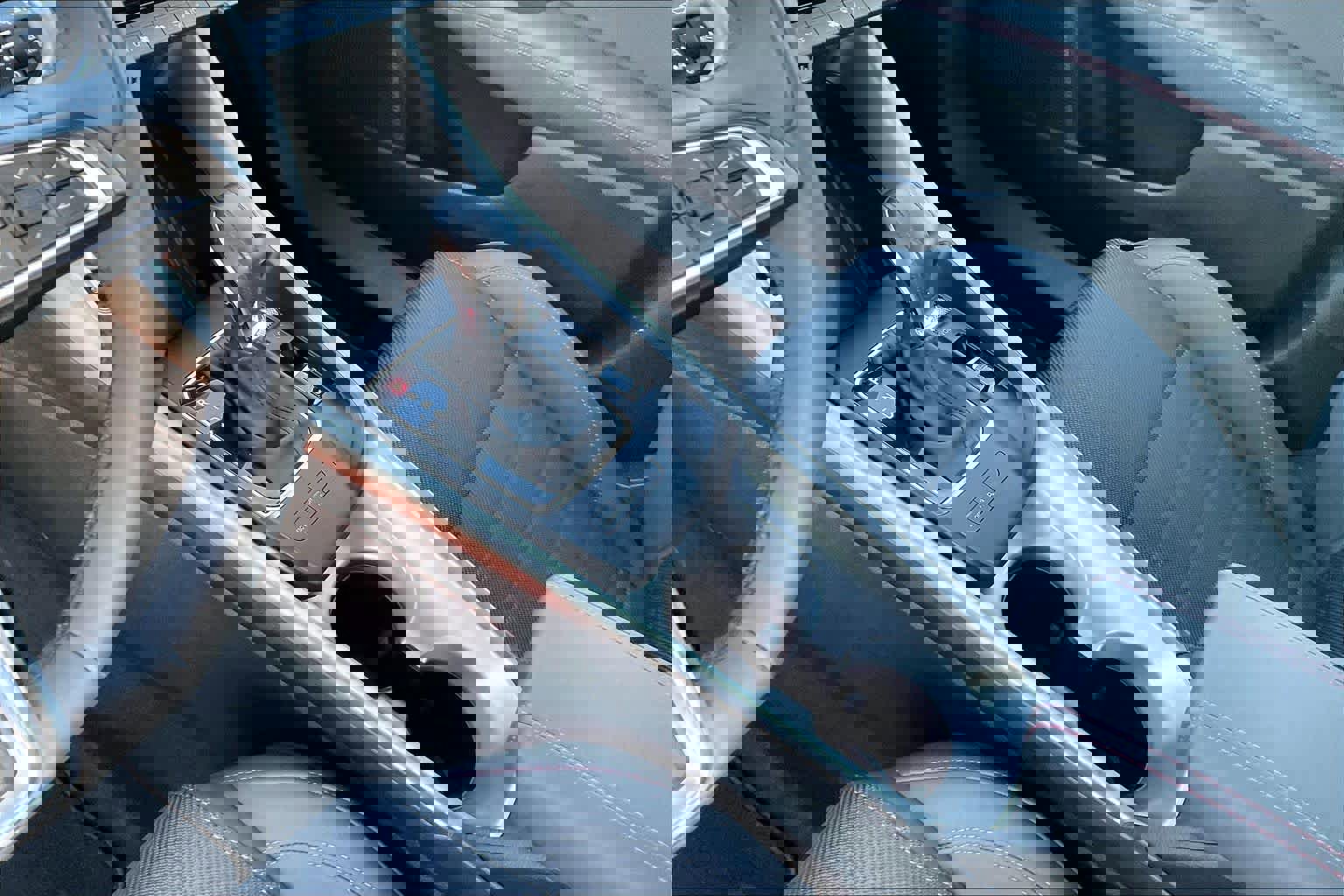 Certified 2024 Dodge Hornet R/T w/ R/T Blacktop Package AWD/4WD image 16