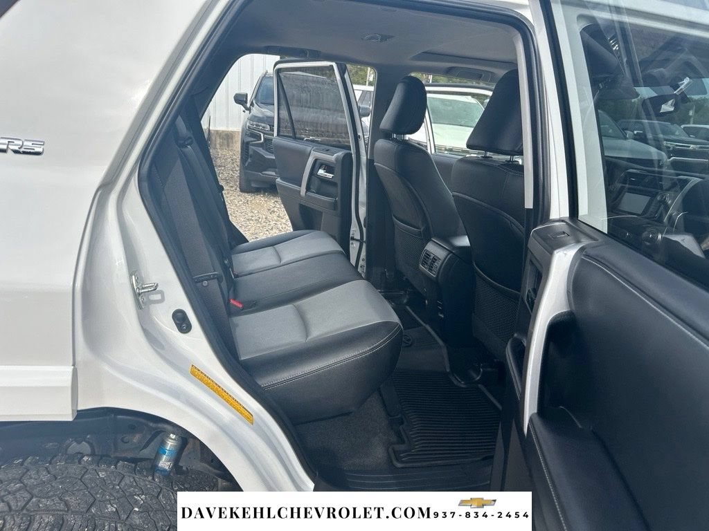 Used 2018 Toyota 4Runner SR5 Premium AWD/4WD image 18