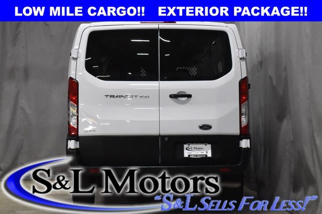 Used 2024 Ford Transit 250 Low Roof w/ Exterior Upgrade Package image 10