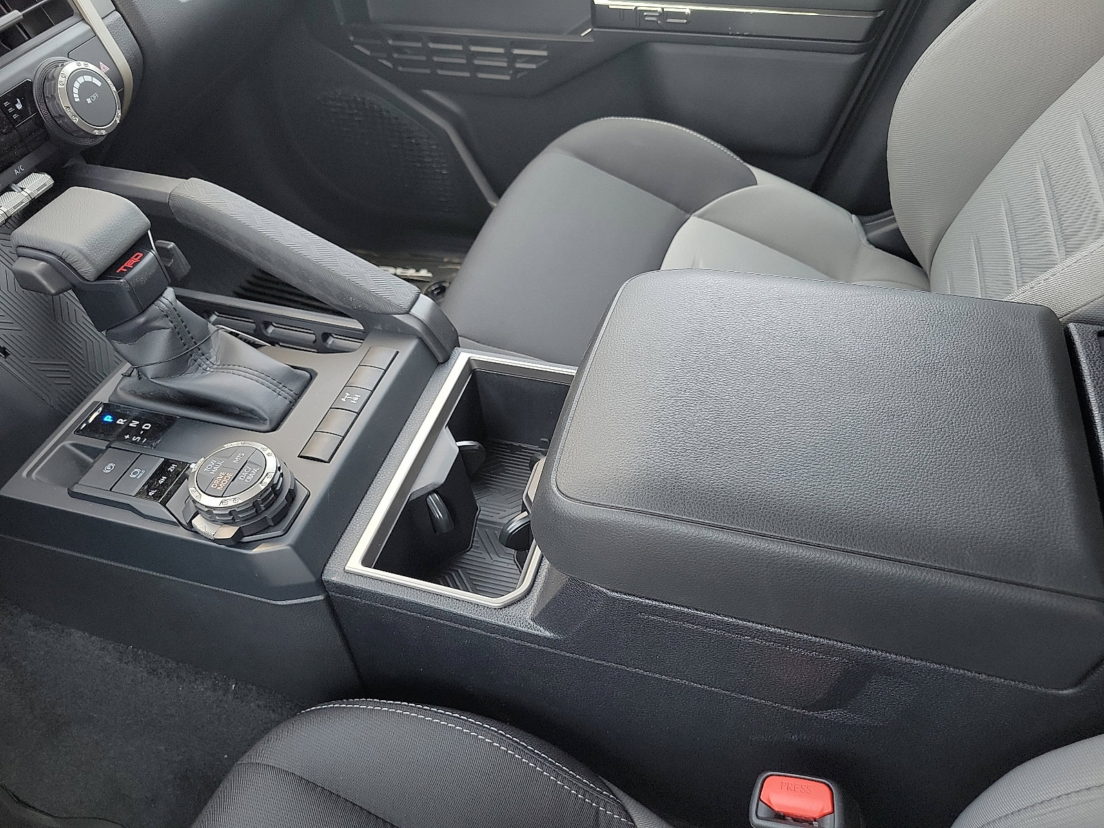 New 2025 Toyota Tacoma TRD Off-Road w/ TRD Off Road Upgrade Package image 20