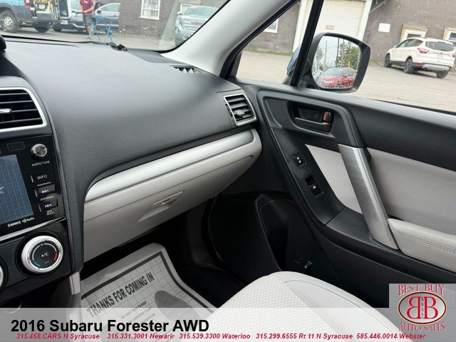 Used 2016 Subaru Forester 2.5i Premium w/ All-Weather Package AWD/4WD image 13