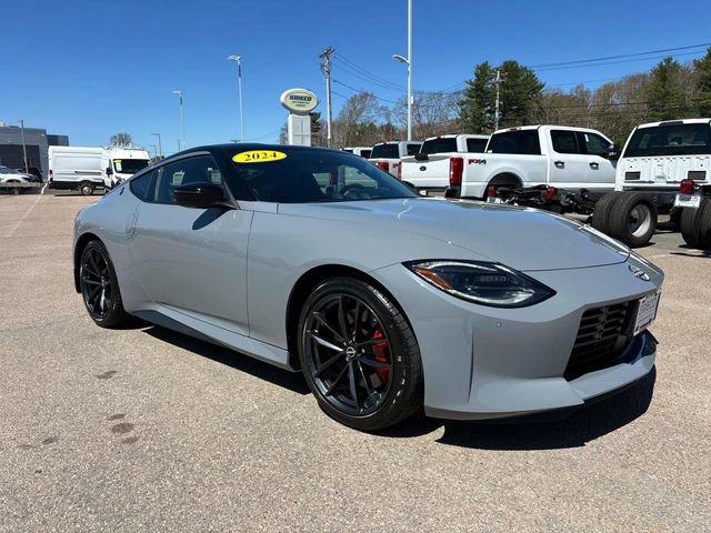 Used 2024 Nissan Z Performance w/ Floor Mat Package RWD image 1