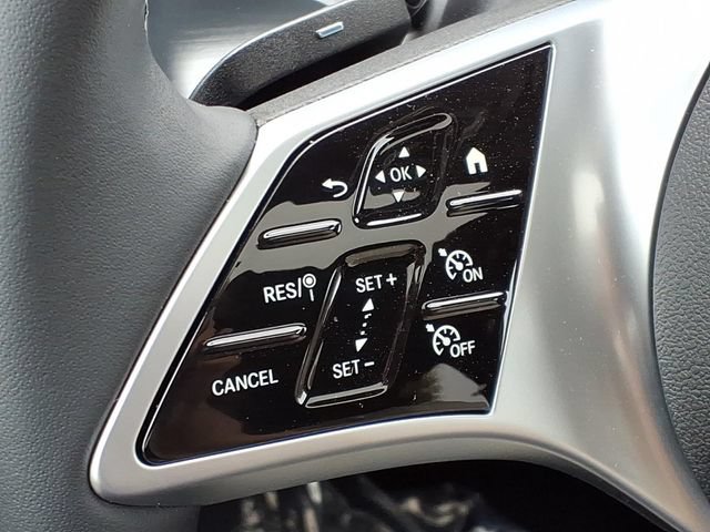 New 2026 Mercedes-Benz GLB 250 4MATIC image 9
