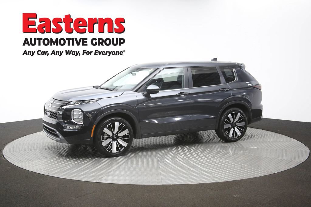 Used 2025 Mitsubishi Outlander SE FWD image 58