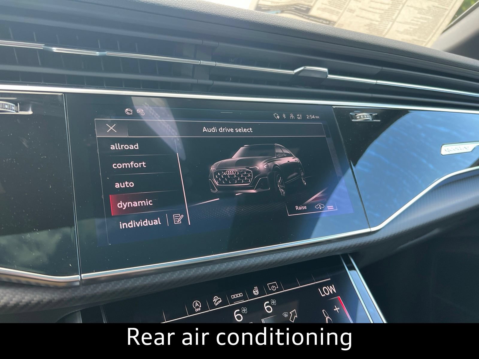 New 2026 Audi SQ8 Premium Plus AWD/4WD image 10