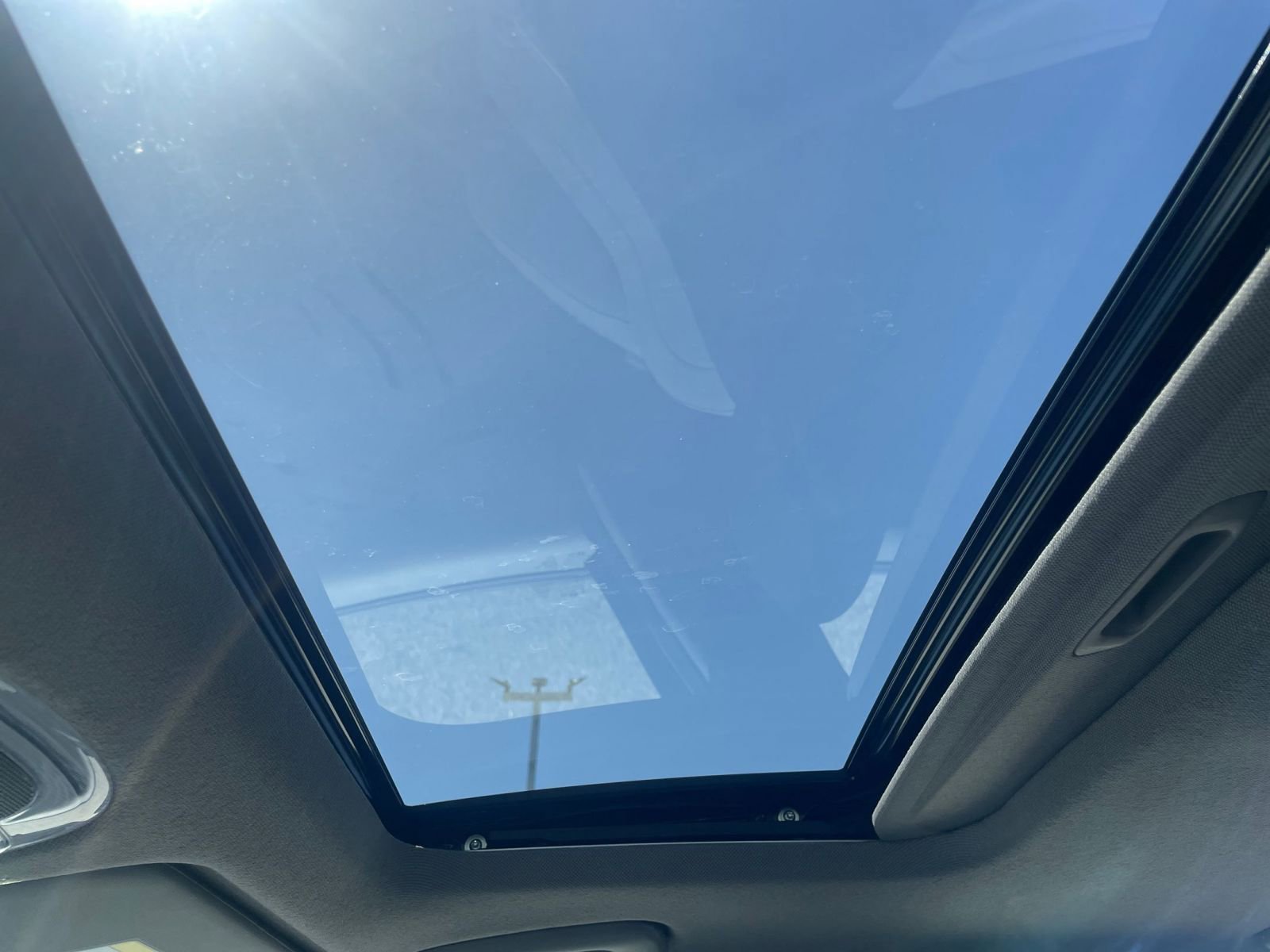 Used 2025 Hyundai Elantra SEL image 29