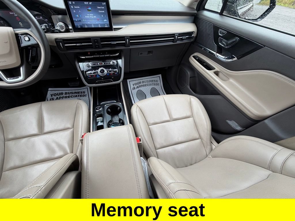 Used 2022 Lincoln Corsair AWD w/ Equipment Group 101A image 12