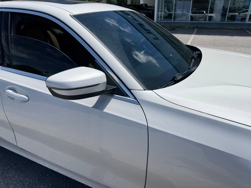 Used 2025 BMW 330i xDrive Sedan w/ M Sport Package AWD/4WD image 17