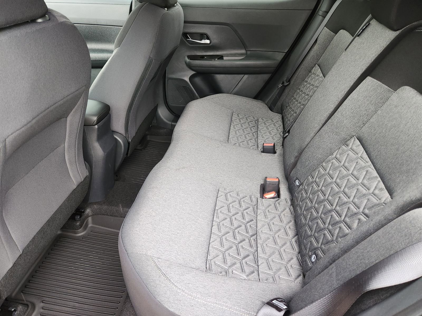 New 2026 Nissan Kicks SV FWD image 25