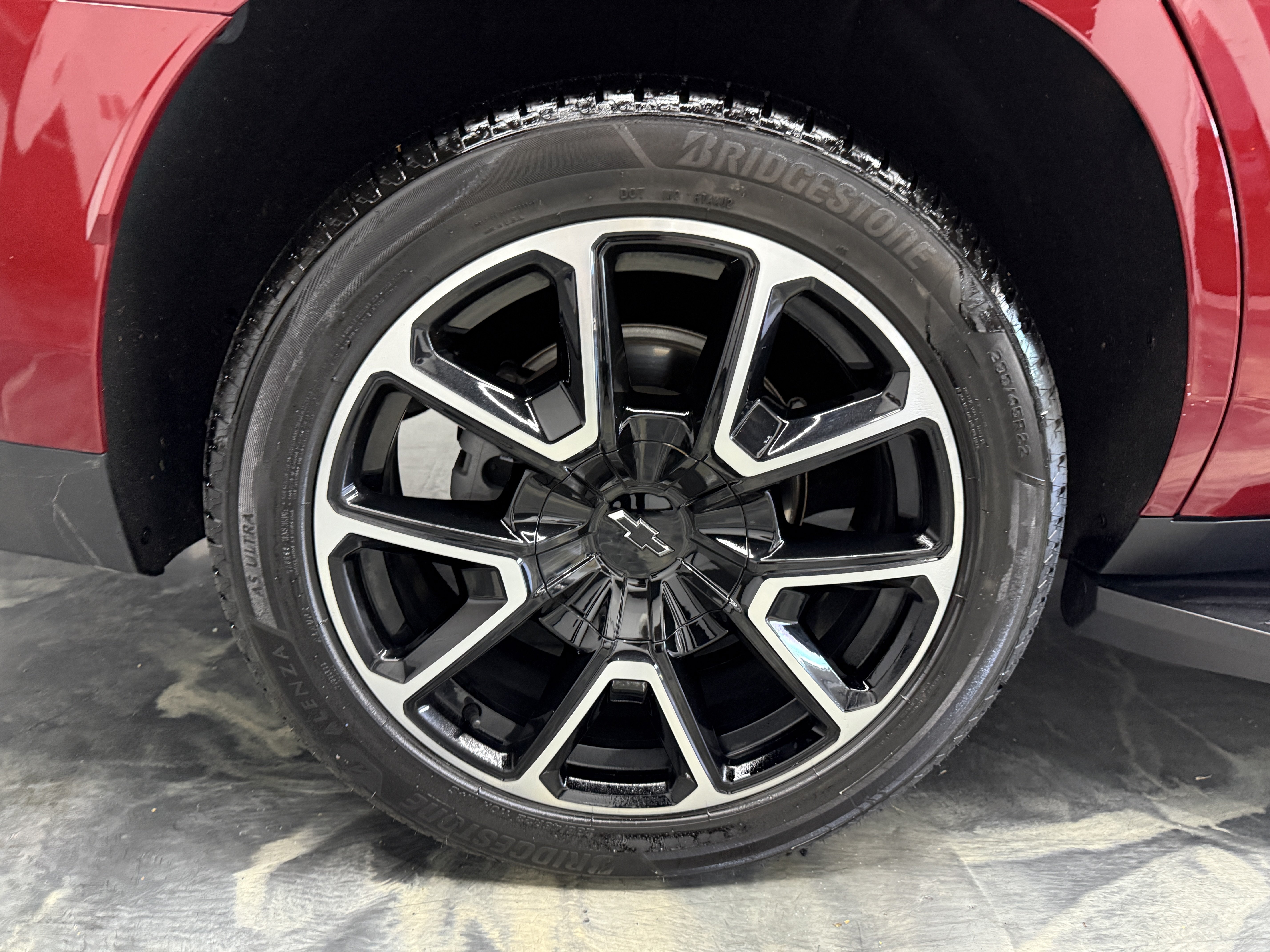 Used 2022 Chevrolet Tahoe RST w/ Luxury Package AWD/4WD image 29