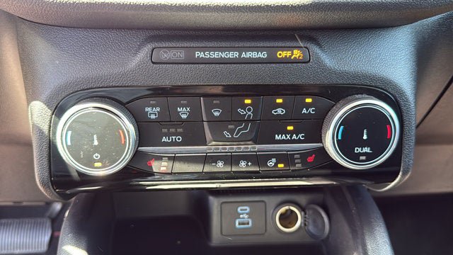 Used 2022 Ford Escape SEL w/ SEL Stealth AWD Package image 21