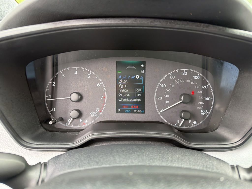 Used 2023 Toyota Corolla SE FWD image 9