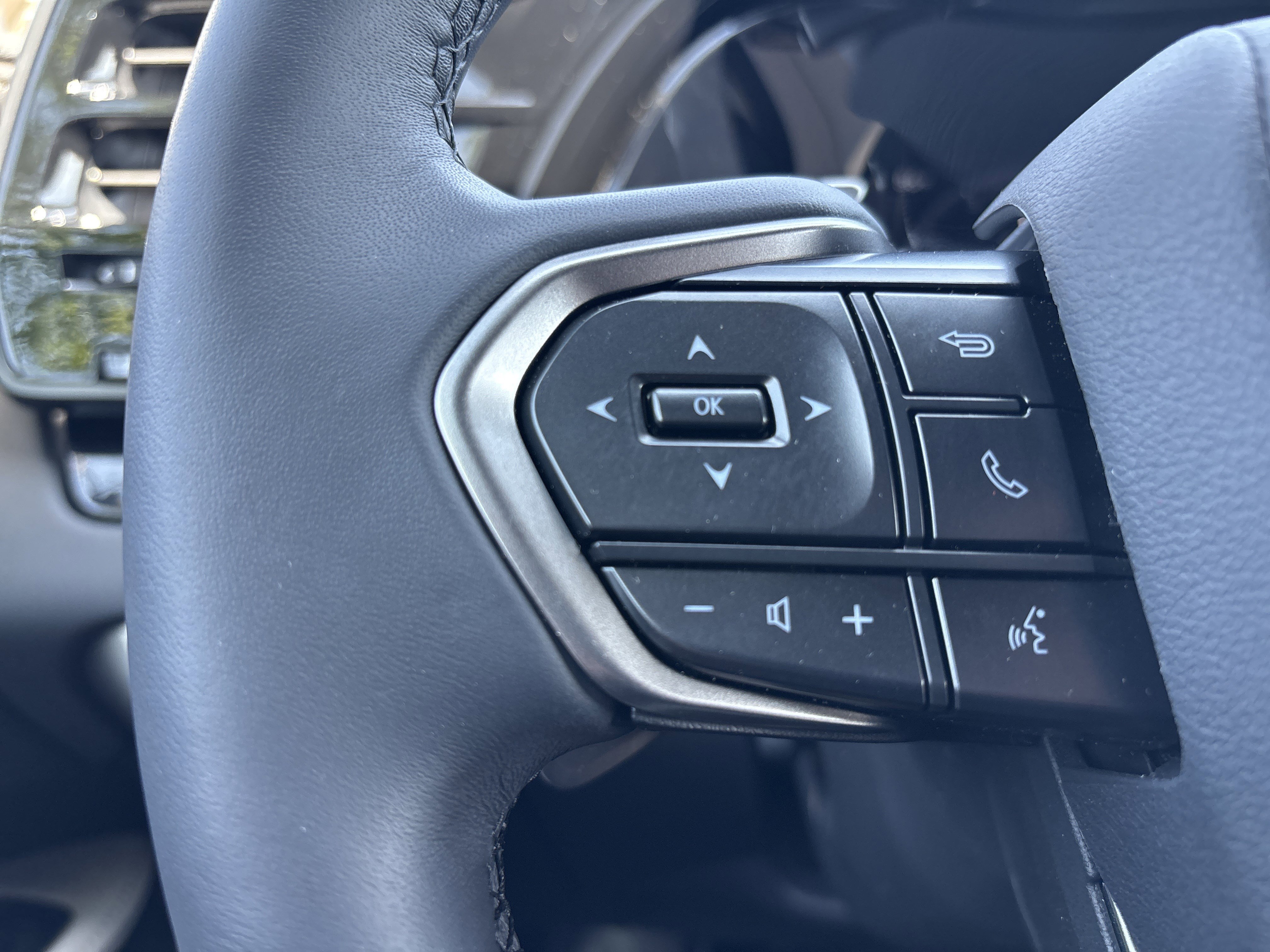 Used 2025 Lexus RX 350 Premium image 19