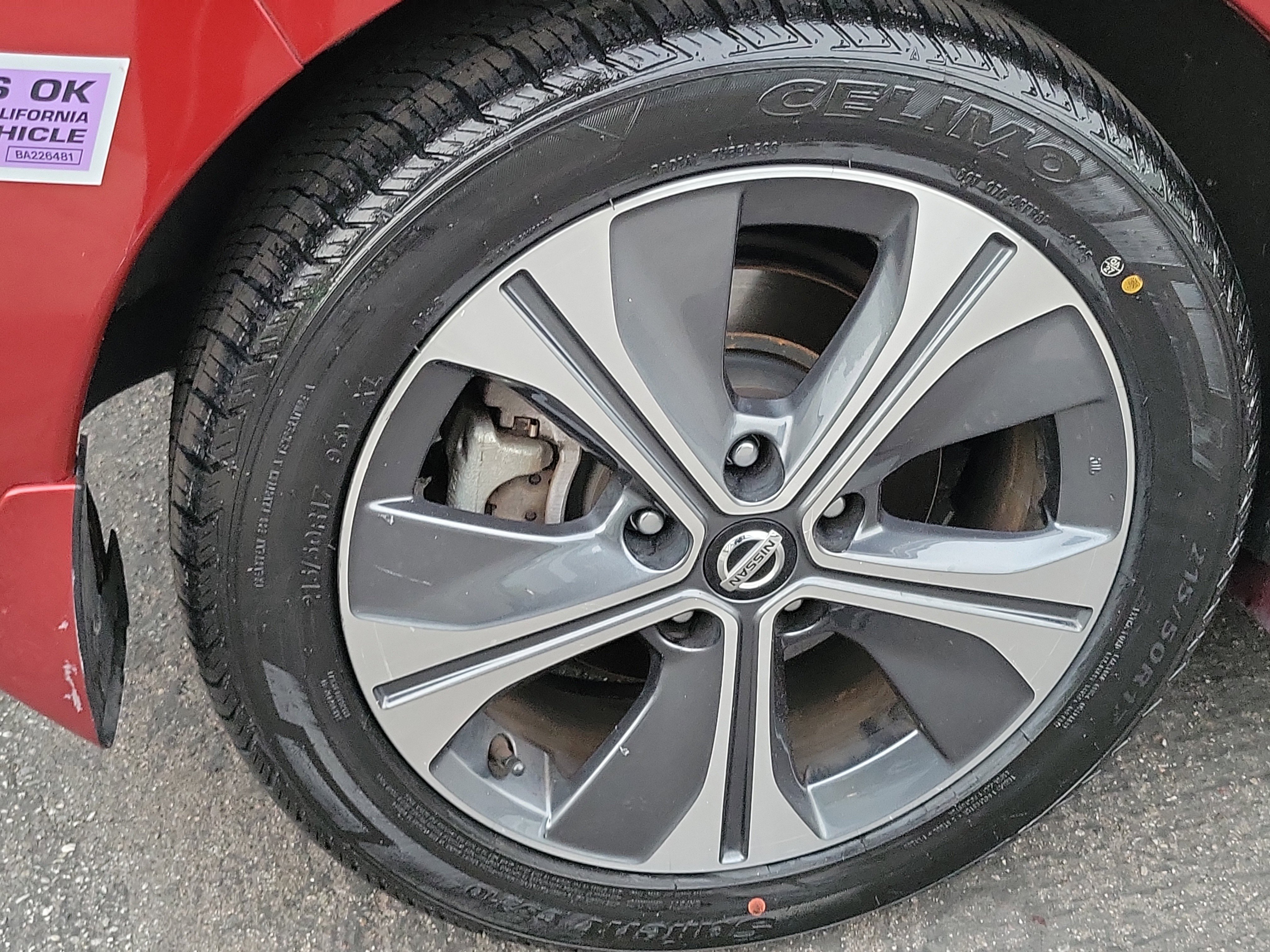 Used 2018 Nissan Leaf SV w/ SV Technology Package image 23