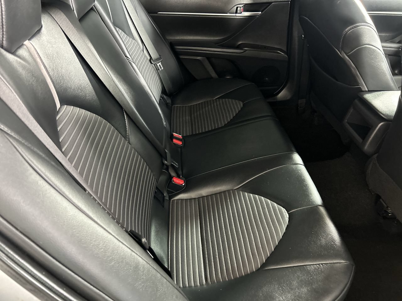 Used 2024 Toyota Camry SE FWD image 25
