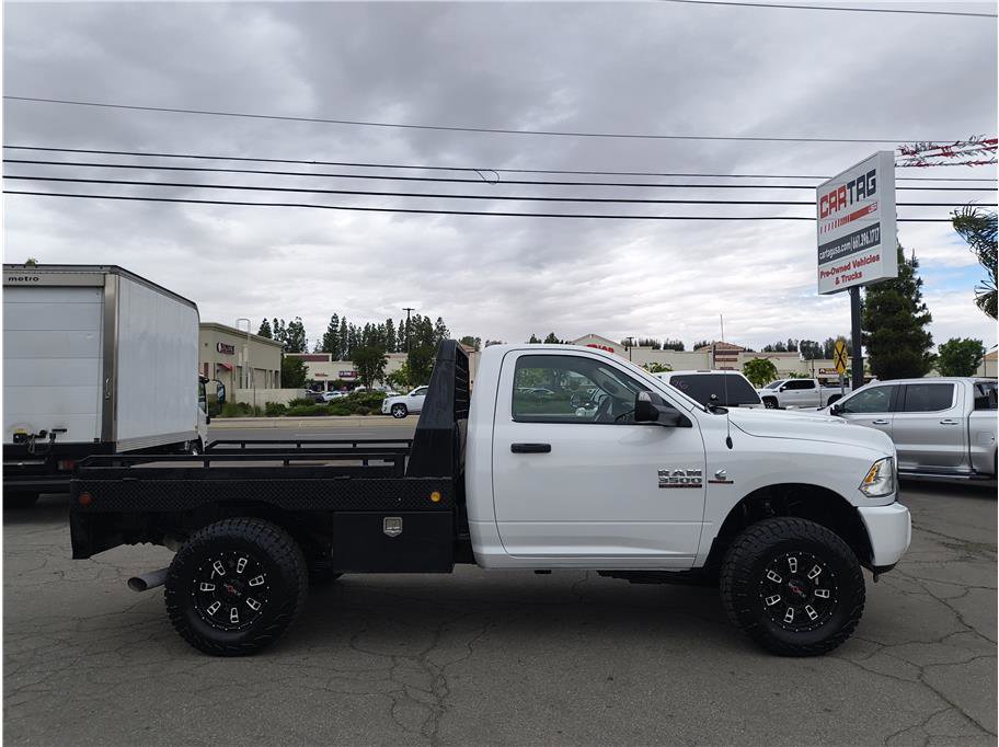 Used 2016 RAM 3500 Tradesman w/ Chrome Appearance Group AWD/4WD image 4
