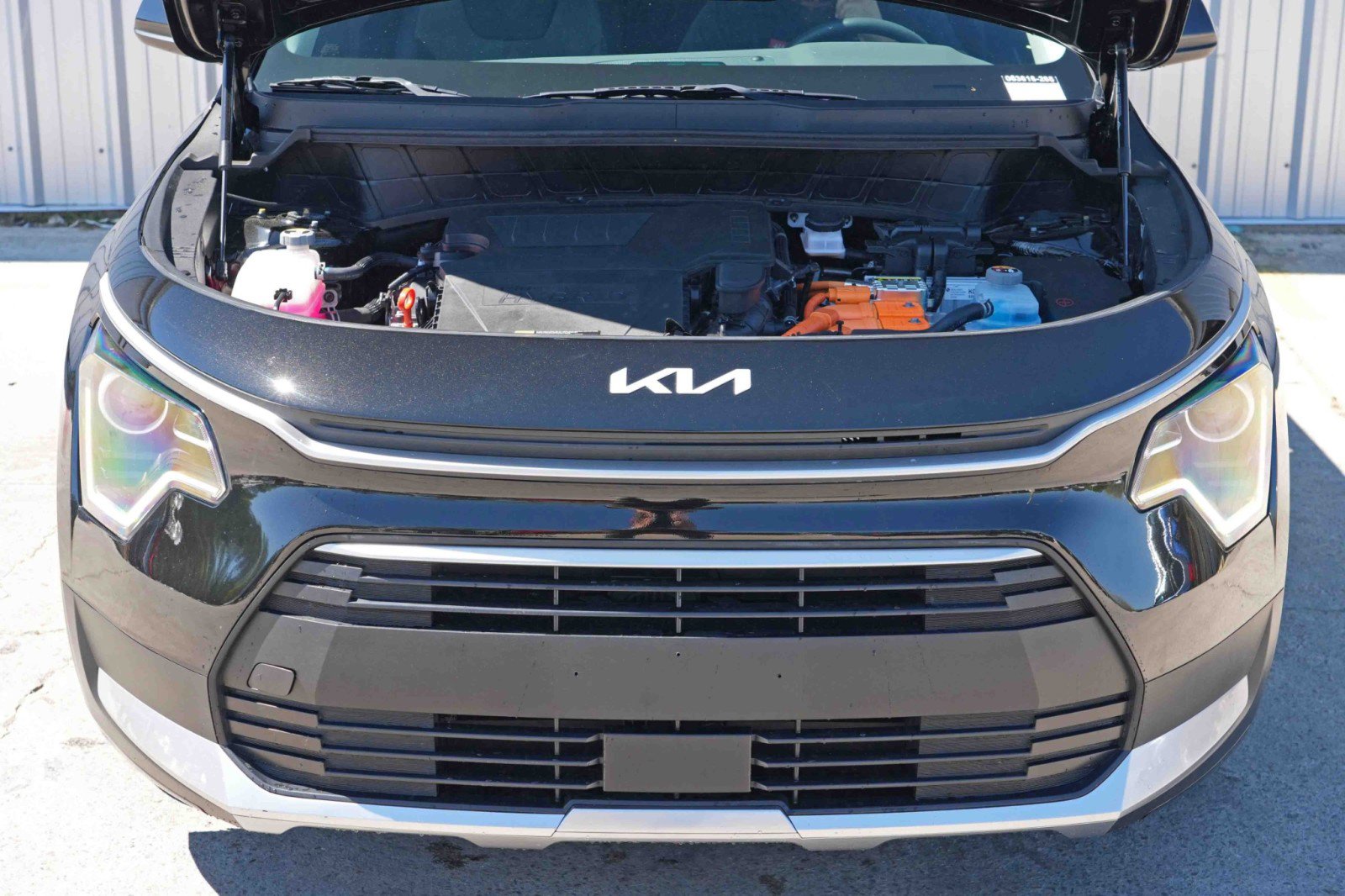 Used 2023 Kia Niro EX FWD image 7