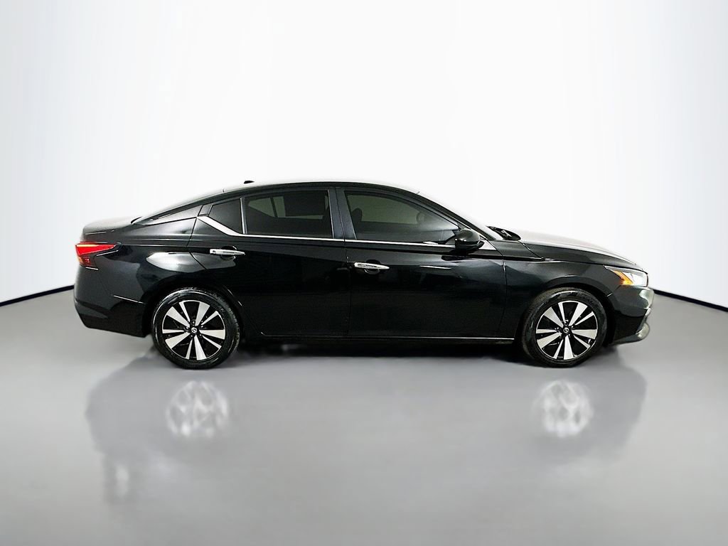 Used 2022 Nissan Altima 2.5 SV image 7