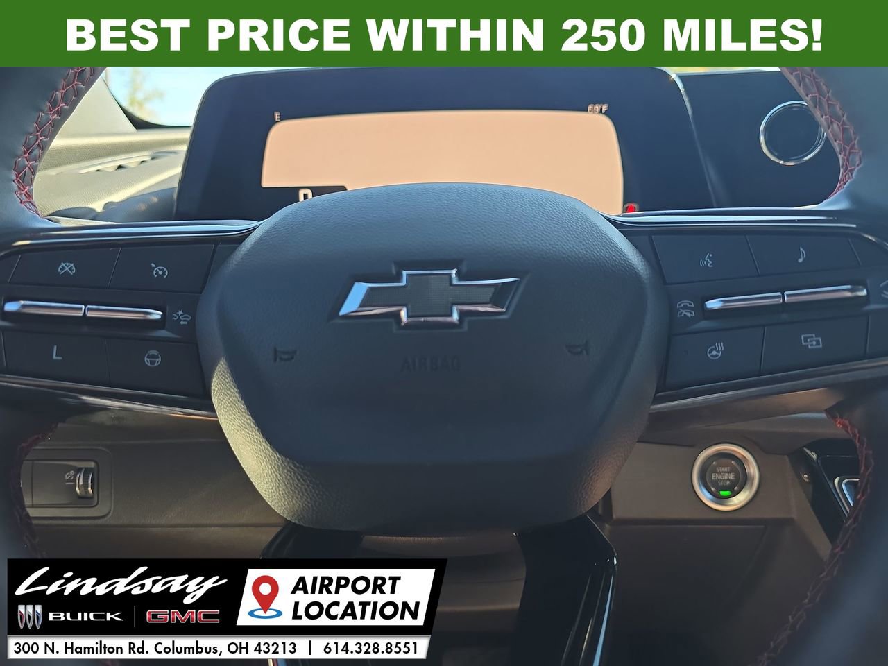 Used 2024 Chevrolet Traverse RS image 11