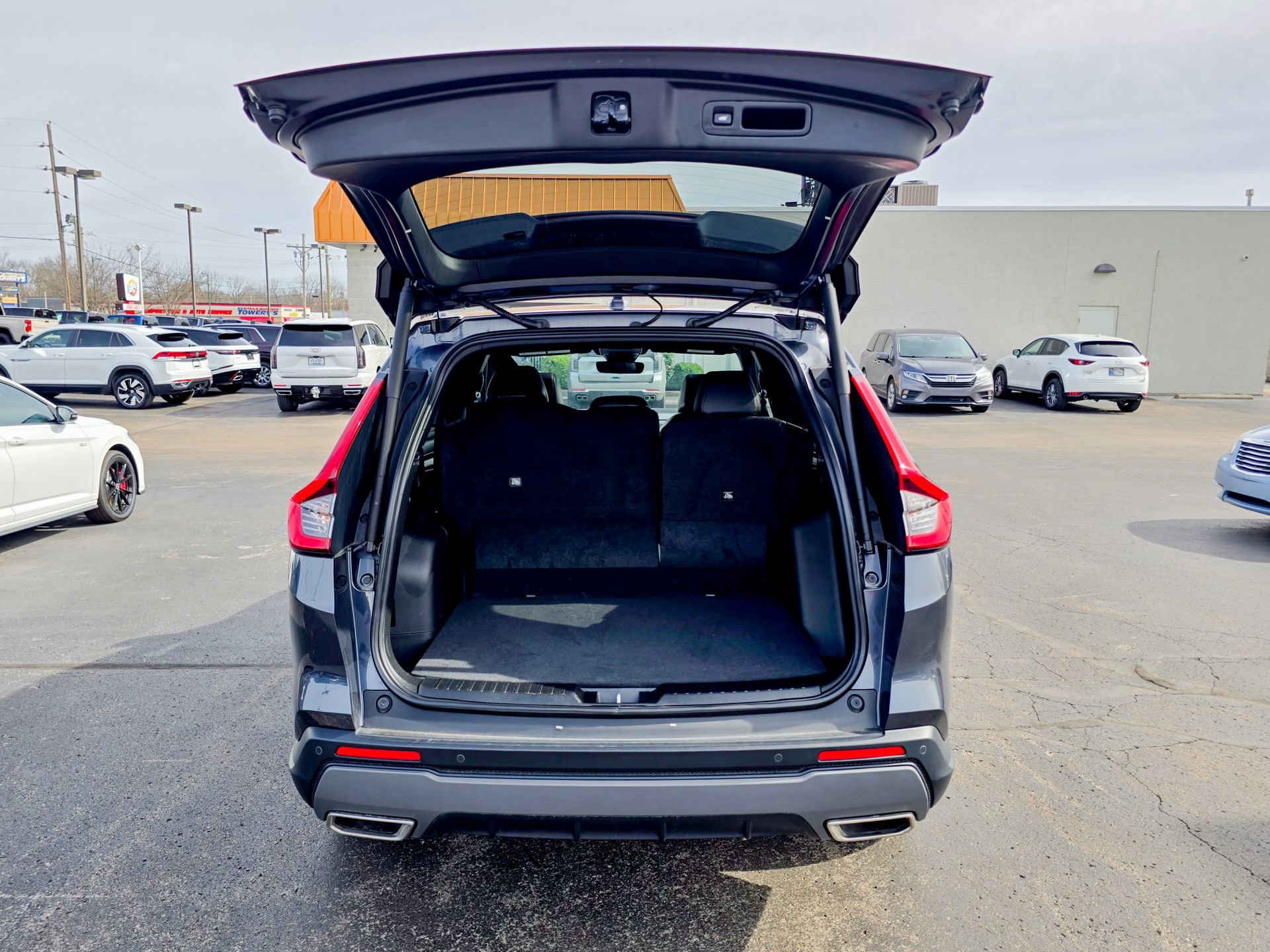 Used 2024 Honda CR-V Sport Touring image 34