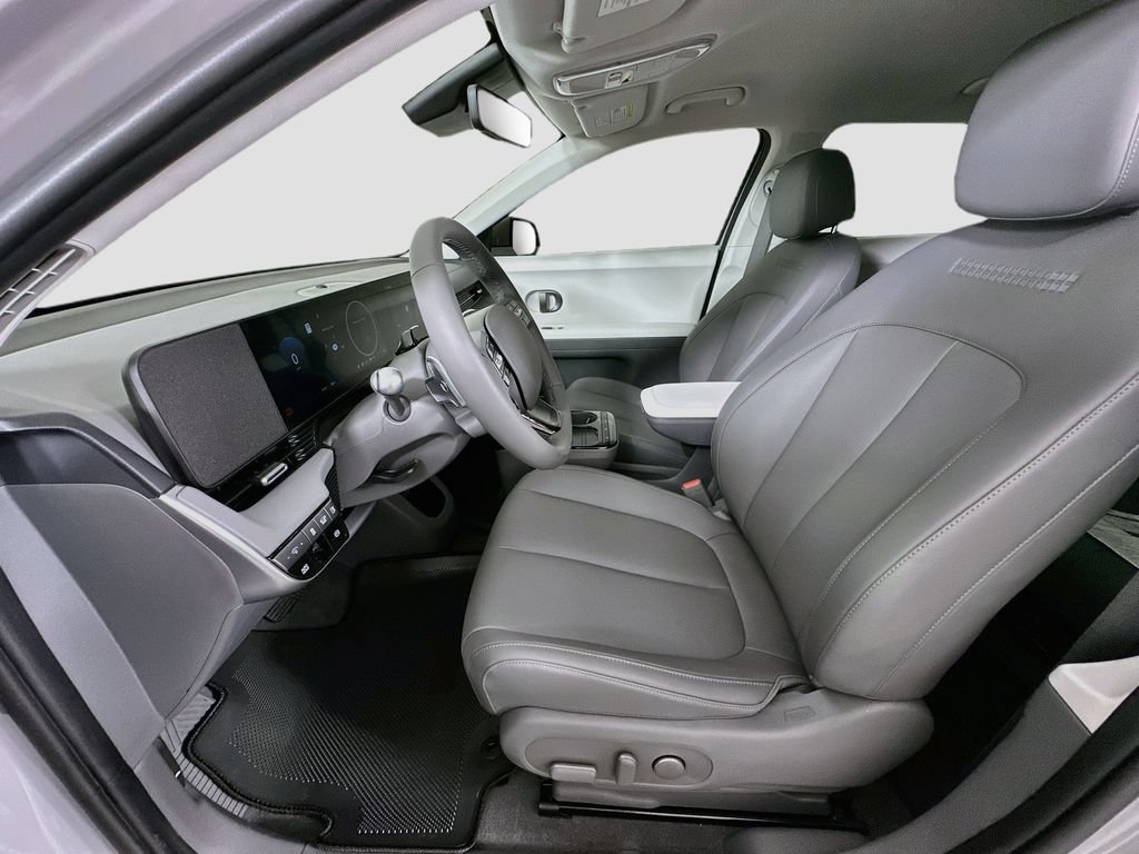 New 2026 Hyundai Ioniq 5 SEL RWD image 16